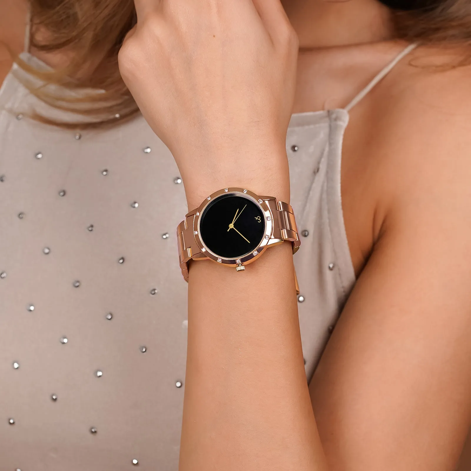 Black Dial Dusk  Rose Gold Metallic Strap Watch with a Sleek Design