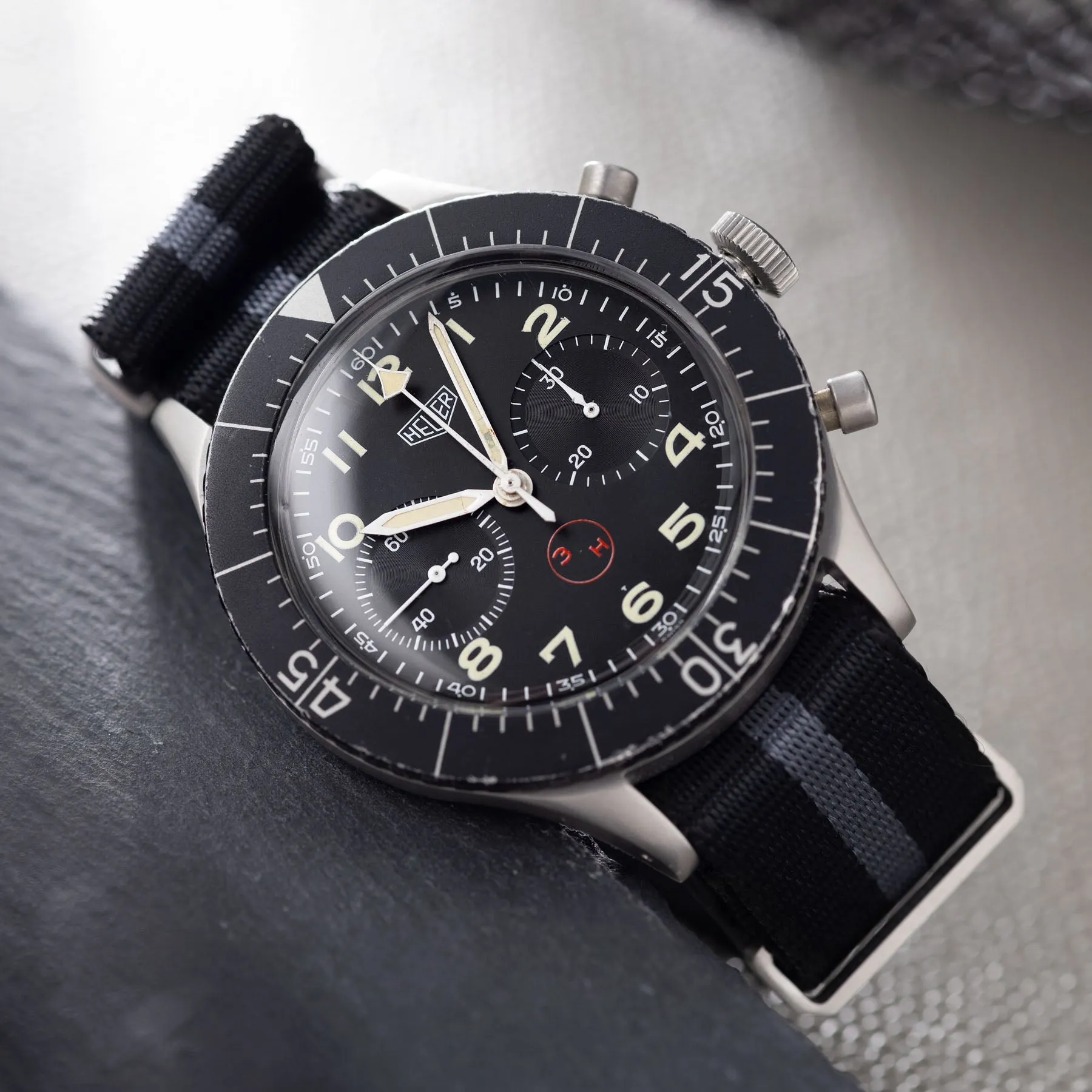 Heuer Chronograph Bundeswehr Issued Chrono 1550SG