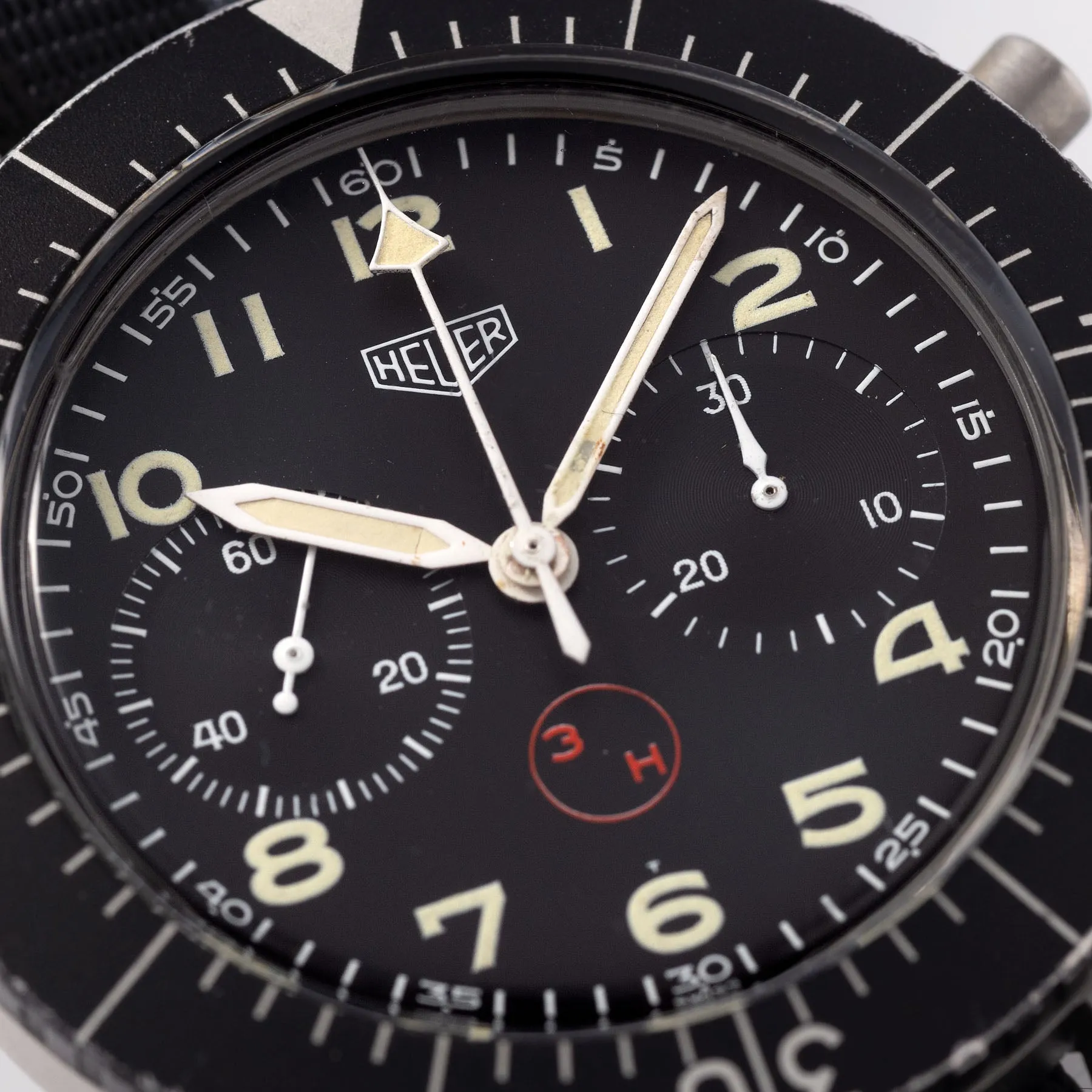 Heuer Chronograph Bundeswehr Issued Chrono 1550SG