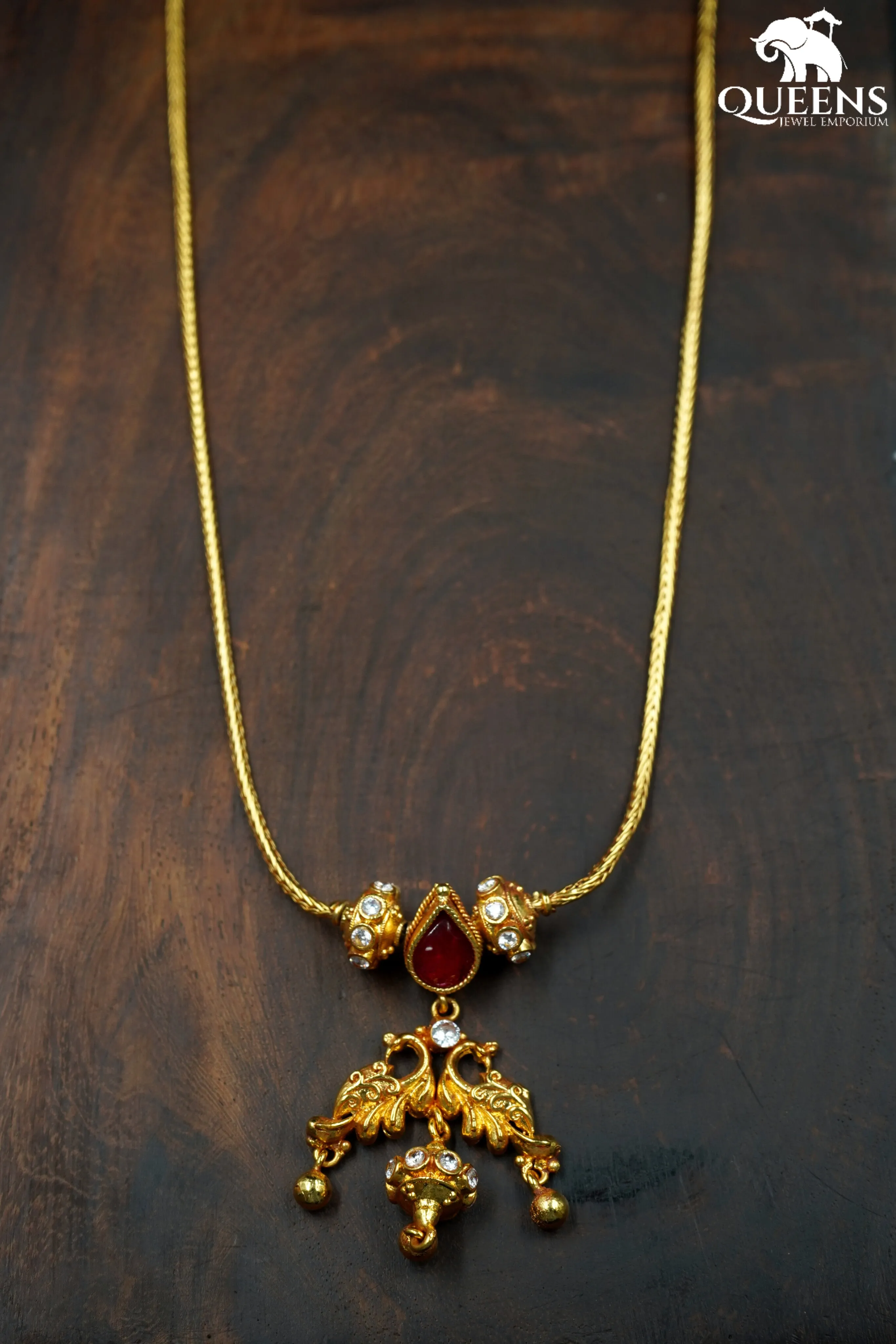 KANAGA NECKLACE