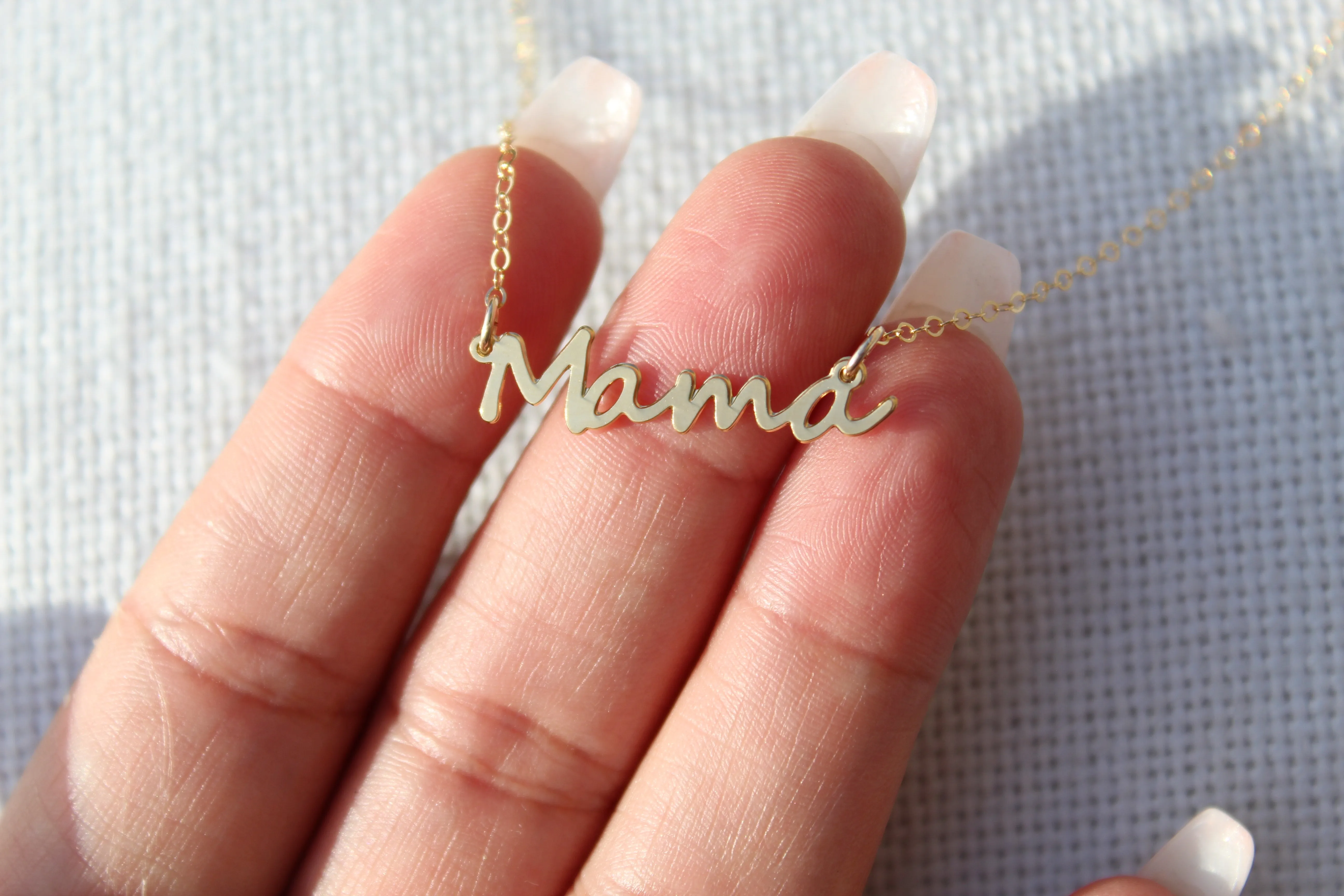 Mama Necklace