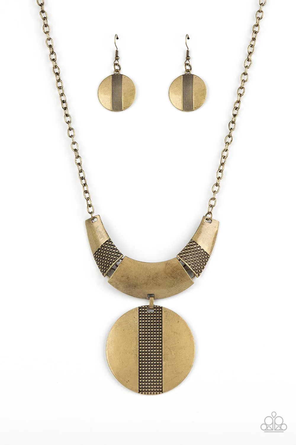 Paparazzi Metallic Enchantress - Brass Short Necklace