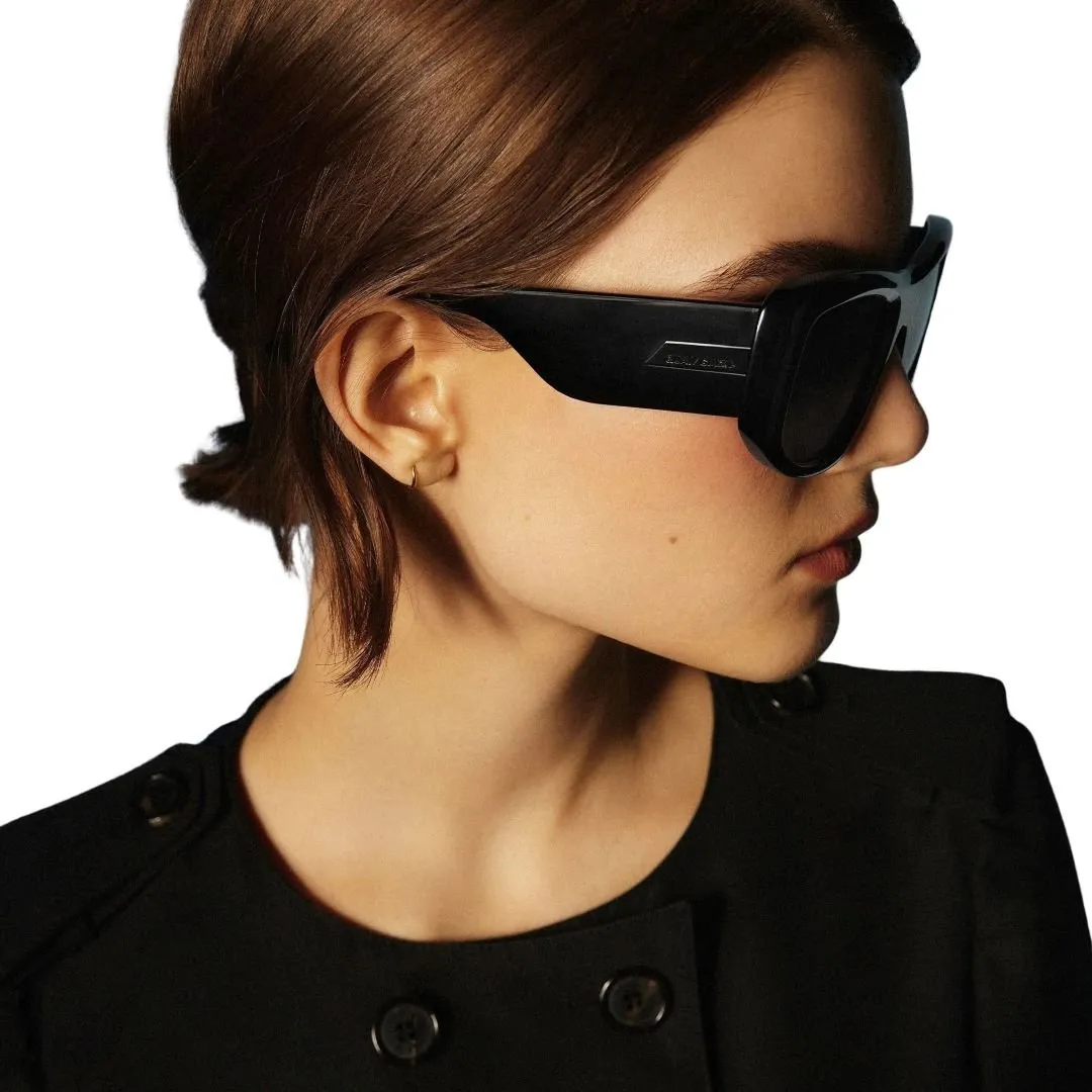 Quay Women's Uniform Oversized Square Sunglasses