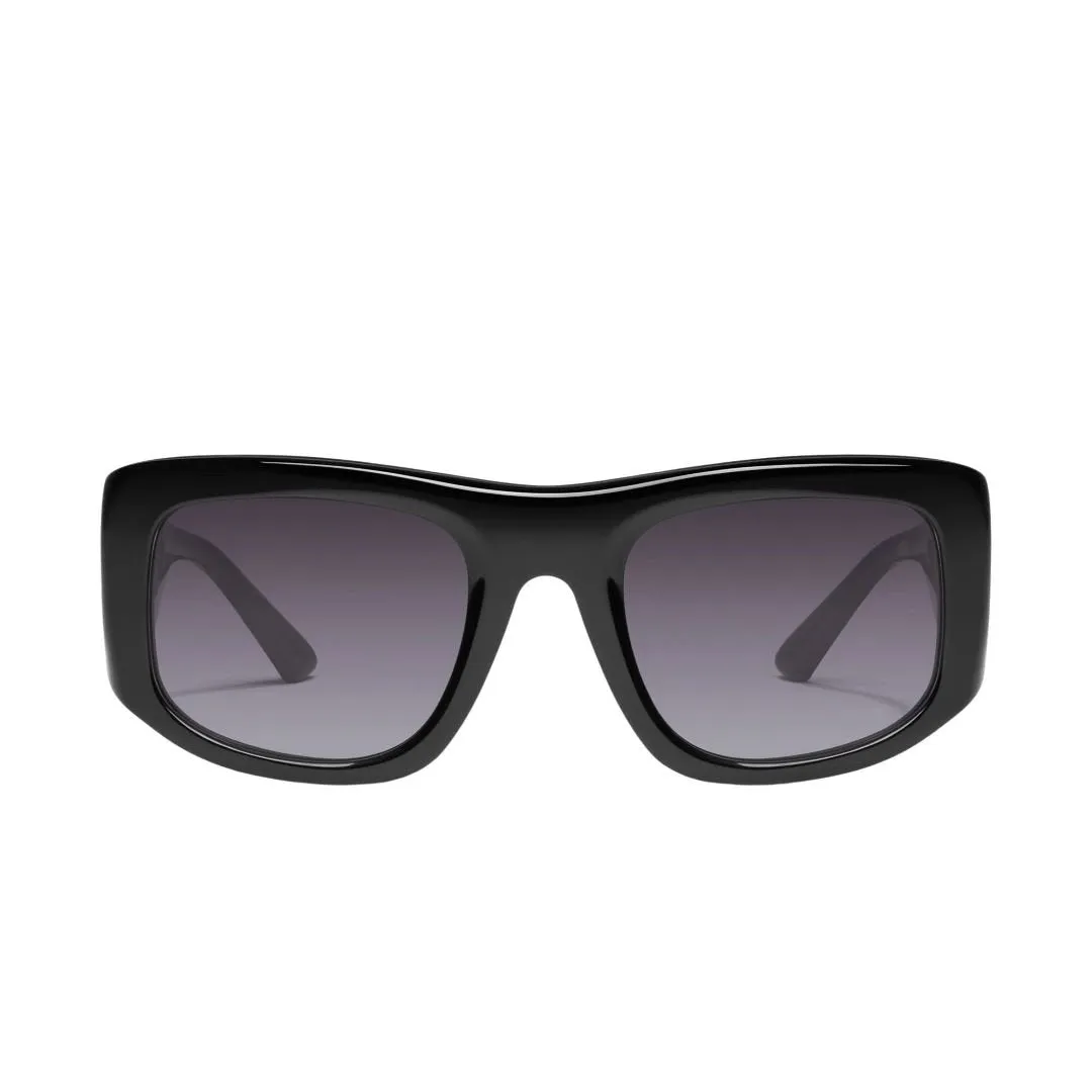 Quay Women's Uniform Oversized Square Sunglasses