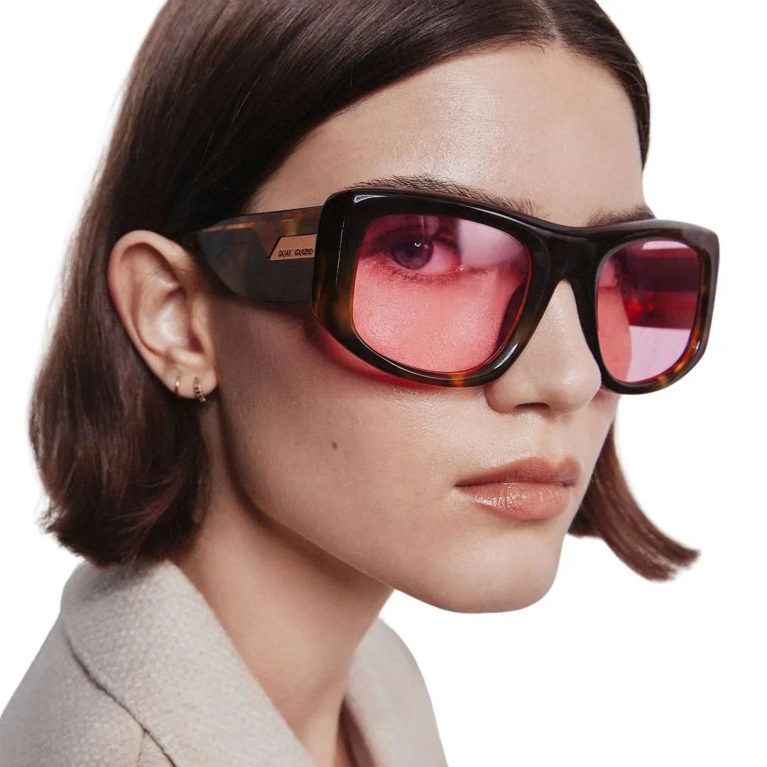 Quay Women's Uniform Oversized Square Sunglasses