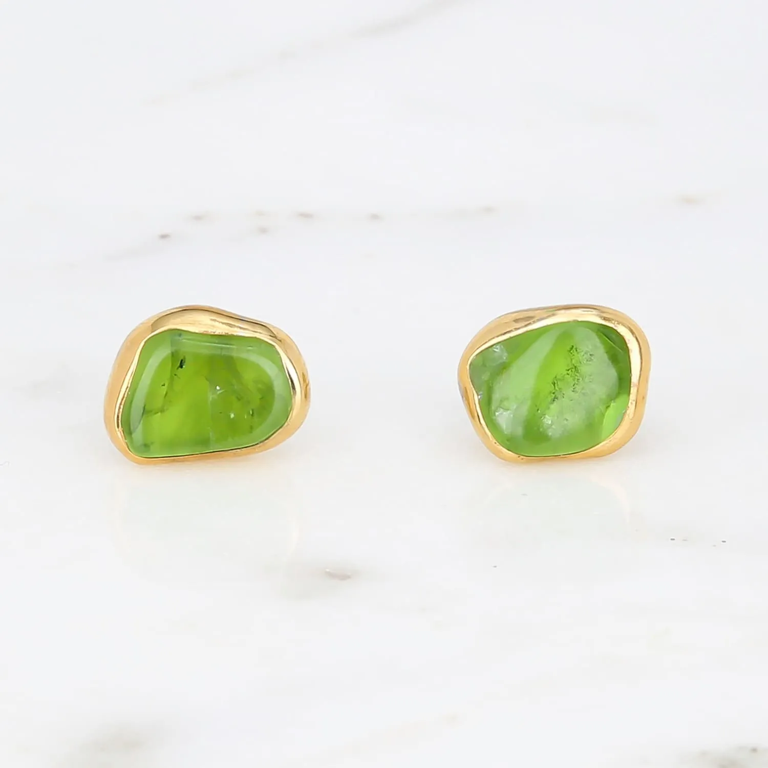 Raw Peridot Stud Earrings in Yellow Gold