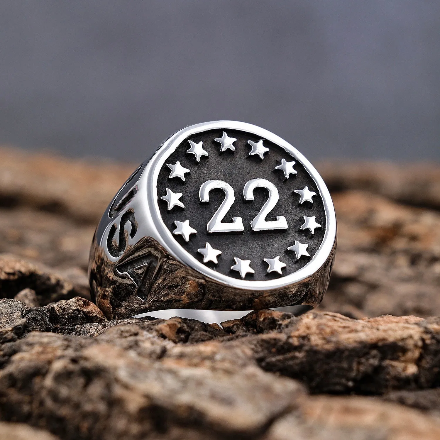 Ring - 22 A Day - Black & Silver - R199