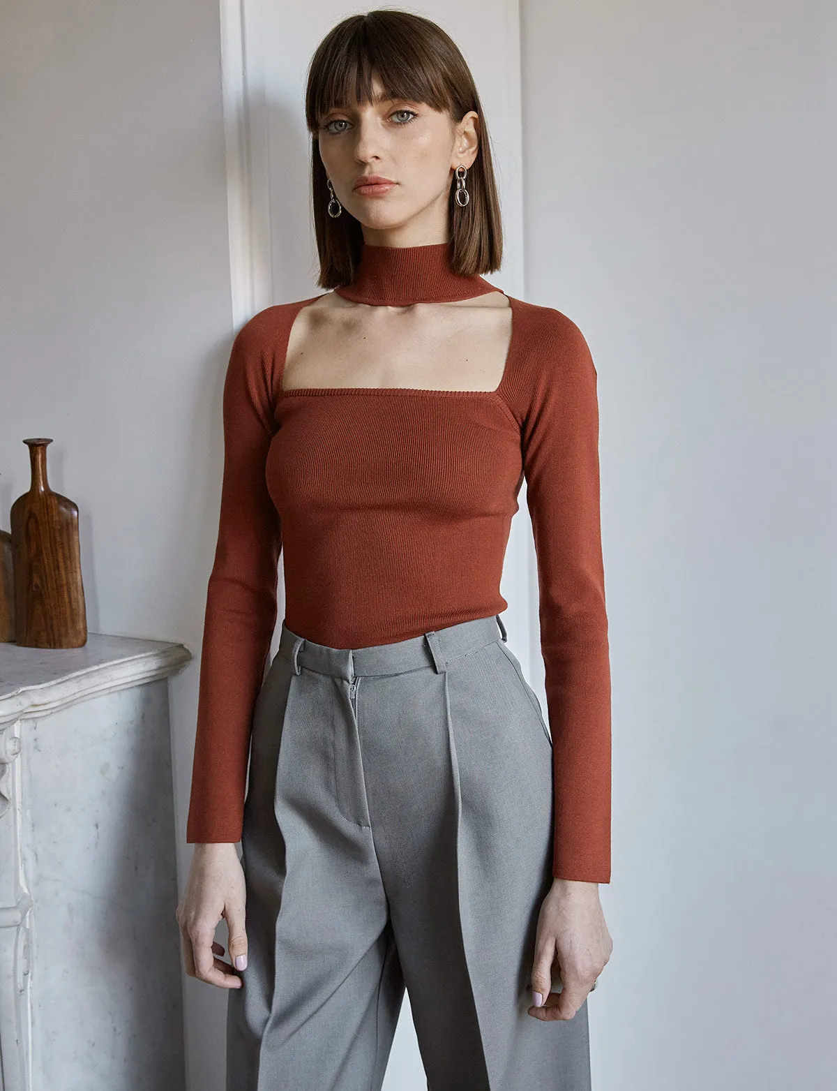 Romi Choker Knit Top in Chestnut