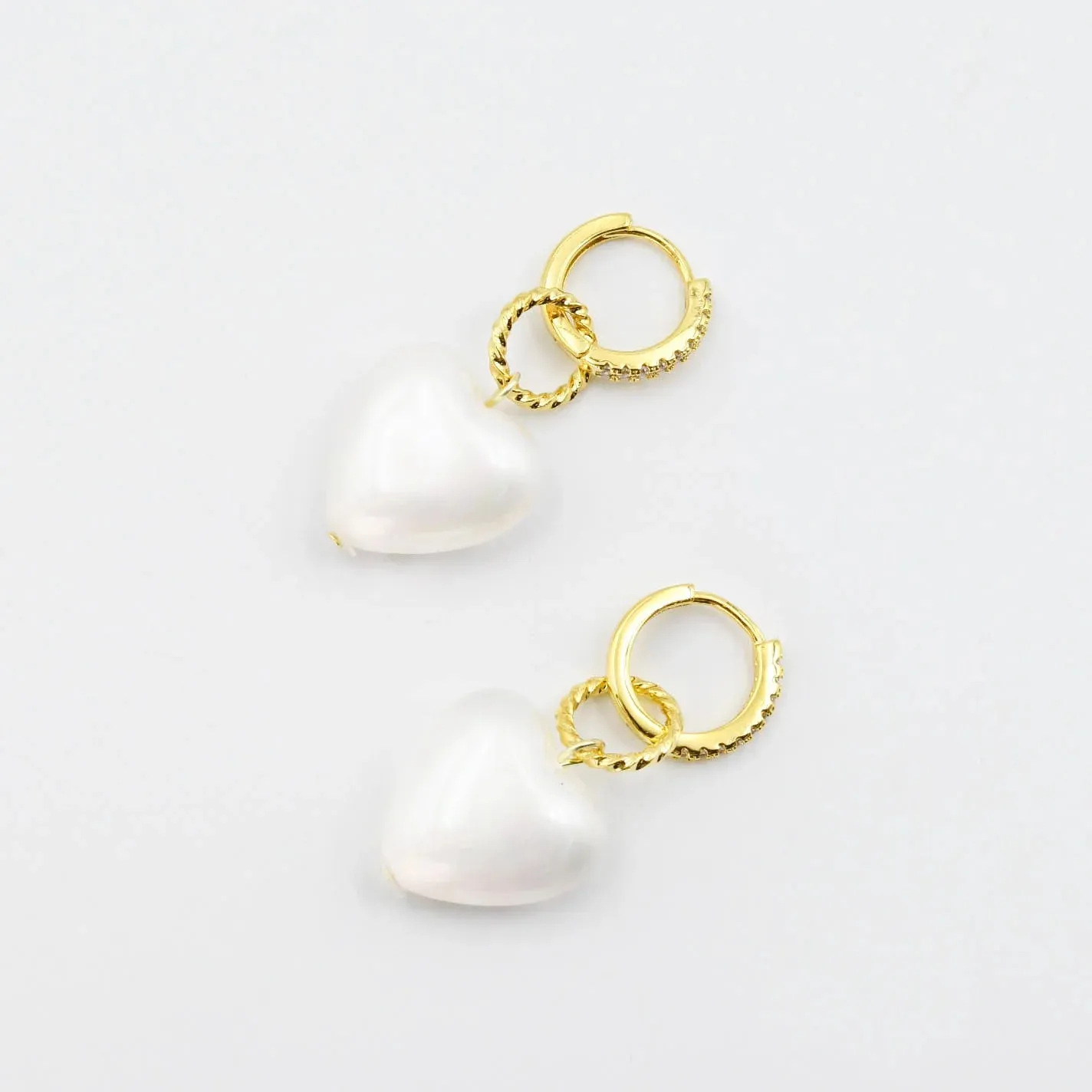 Treasure Jewels - Pearl Drop Heart Earrings - 2 Colors  - PREORDER