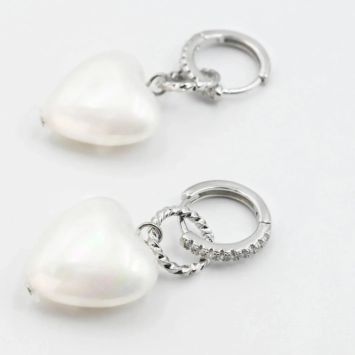 Treasure Jewels - Pearl Drop Heart Earrings - 2 Colors  - PREORDER